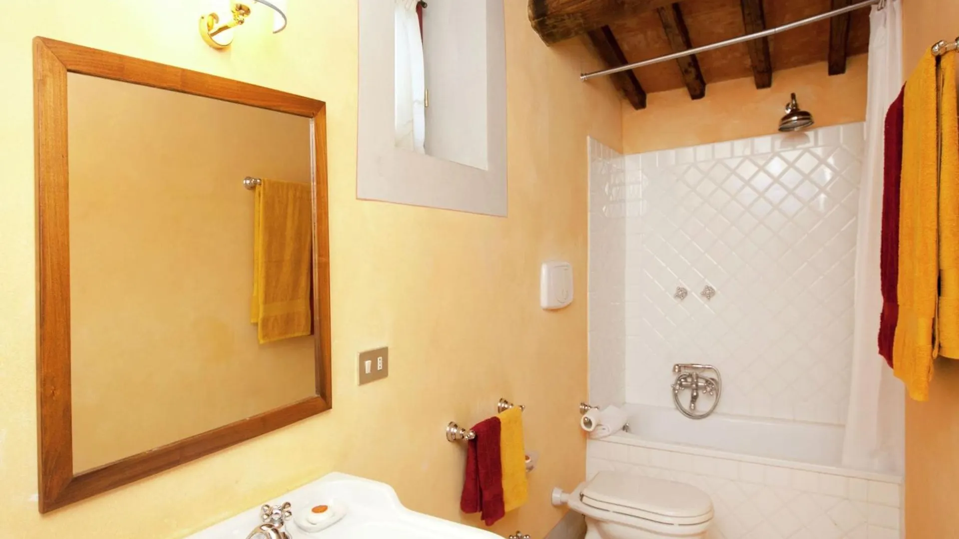 Holiday home Vacation Home In Chianti With Pool Le Bolle