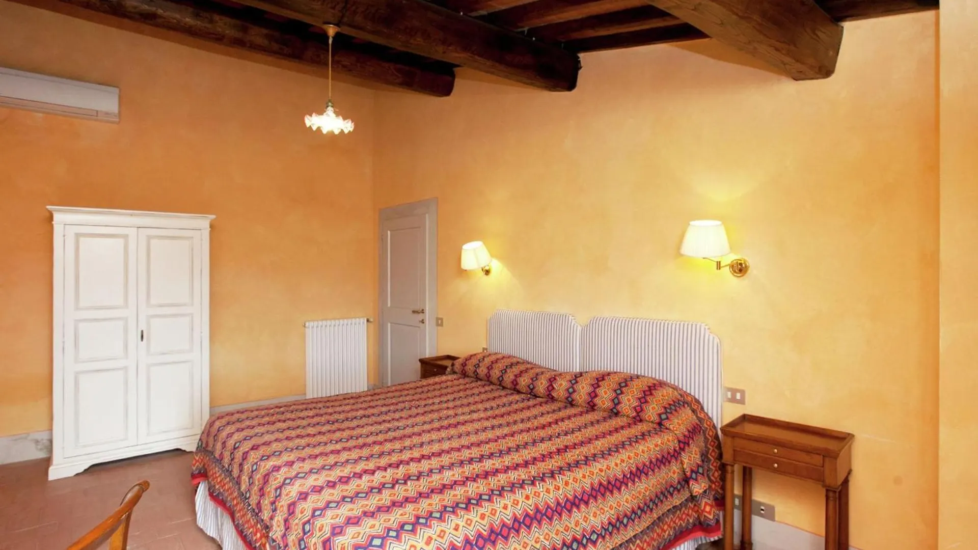Vacation Home In Chianti With Pool Le Bolle Italy